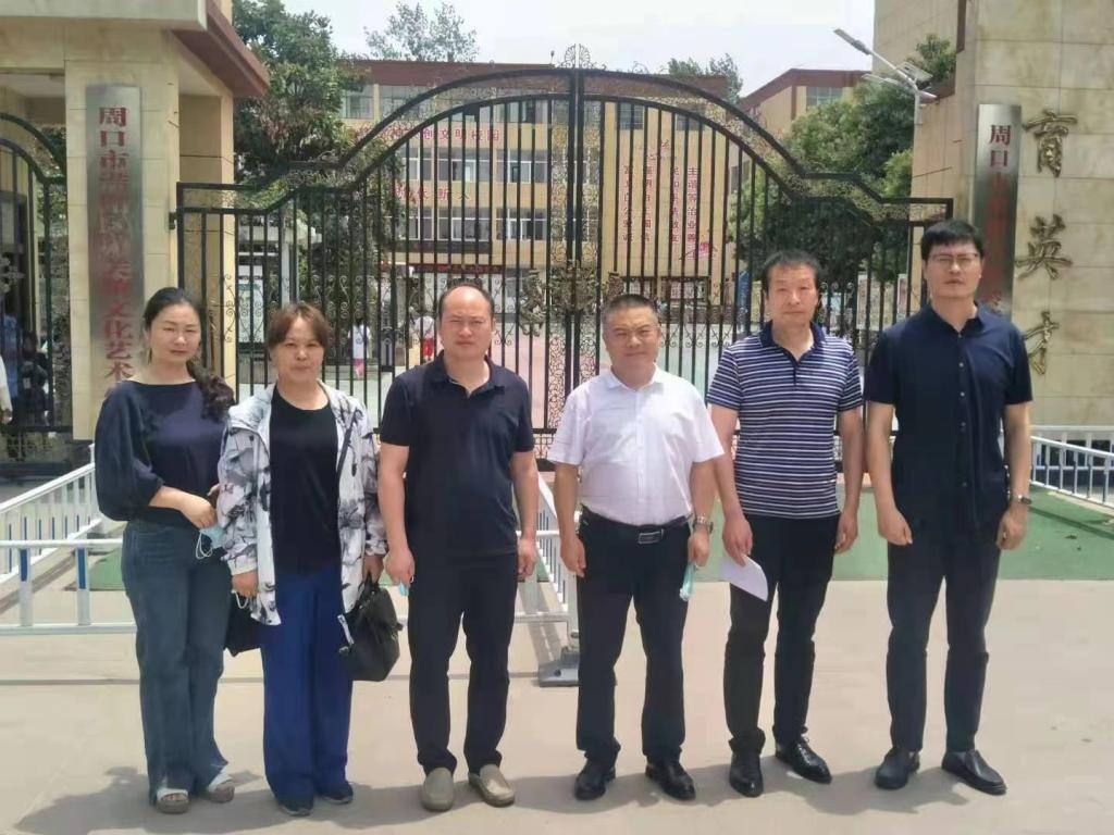 ballBET贝博BB艾弗森到淮阳区赵玲艺术学校开展社会人才需求调研暨访企拓岗工作