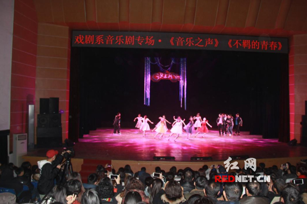 kaiyun登录中国入口登录音乐剧表演专业毕业展演闪耀舞台——红网